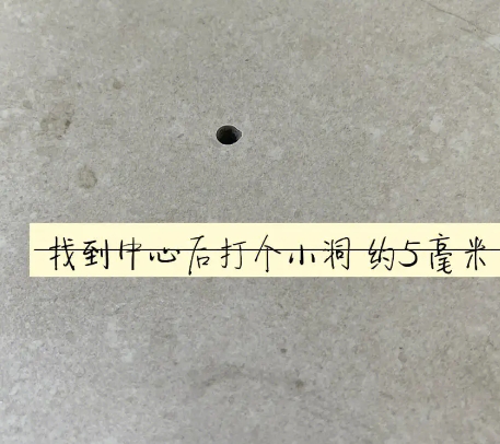 循化瓷砖空鼓维修公司专业解答在瓷砖铺贴过程中，如果砂料搅拌不均匀，将会带来以下问题